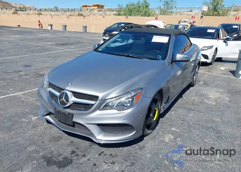 2014 Mercedes-Benz E 550 из США, поврежденный, VIN WDDKK7DF8EF258464